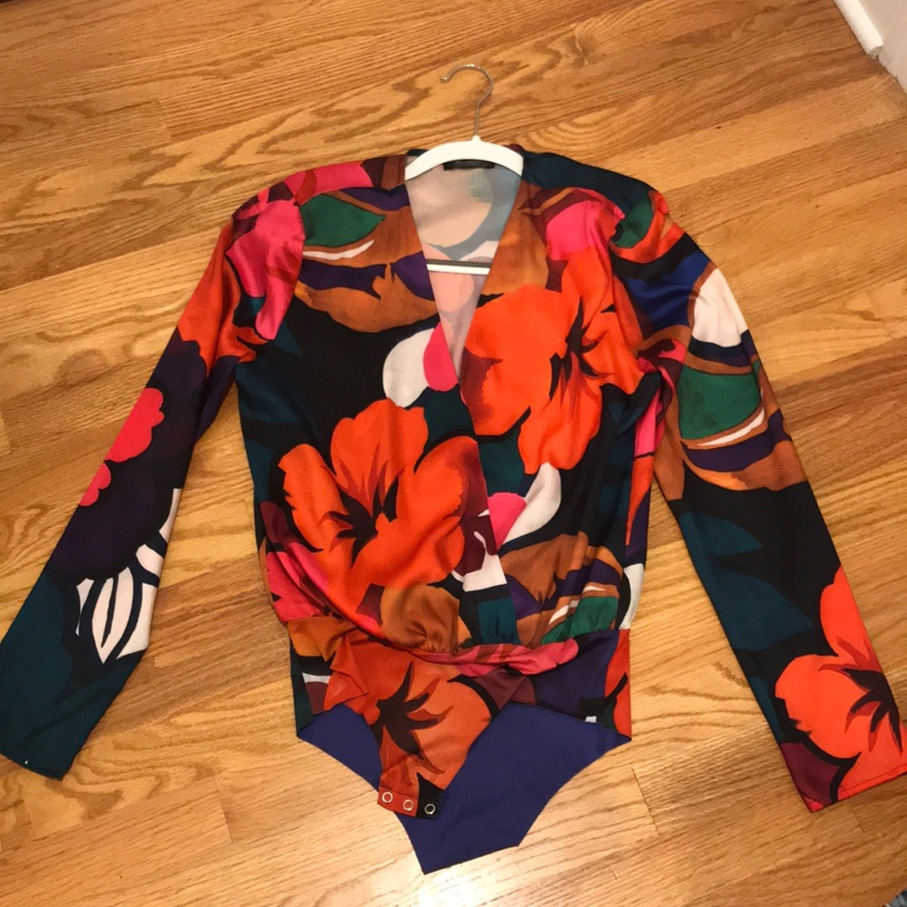 Zara v-neck body suit